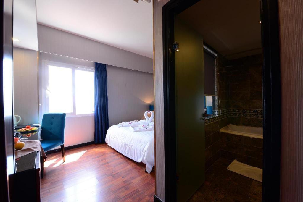Hanoi Antique Legend Hotel Экстерьер фото