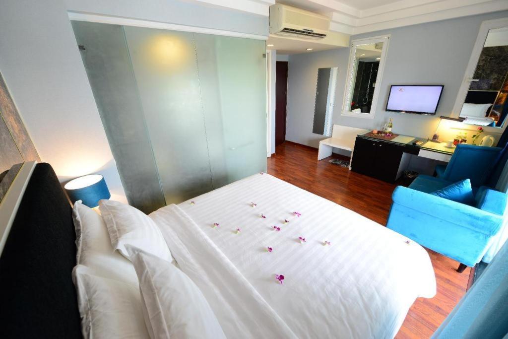 Hanoi Antique Legend Hotel Экстерьер фото