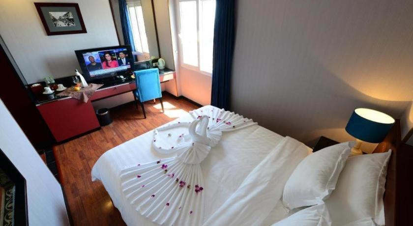 Hanoi Antique Legend Hotel Экстерьер фото